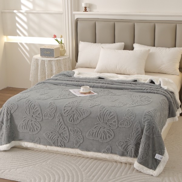 Pătură Super Soft Cocolino cu Blăniță, 200x230 cm – Eleganță și Căldură cu Model 3D în Relief, Fluturi Delicați, Gri deschis [1]