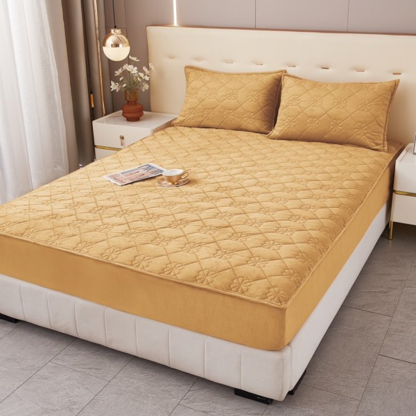 Husă Matlasată Tip Topper din Catifea 180x200cm, cu 2 Fețe de Pernă 50x70cm -  Somn Odihnitor și Susținere pentru Spate, Bej inchis [1]