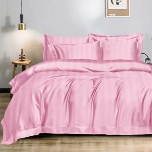 Lenjerie HoReCa DeLuxe, pat dublu, Damasc cu Dunga latã de 3cm, 6 piese, Roz Lenjerie HoReCa DeLuxe, pat dublu, Damasc cu Dunga latã de 3cm, 6 piese, Roz