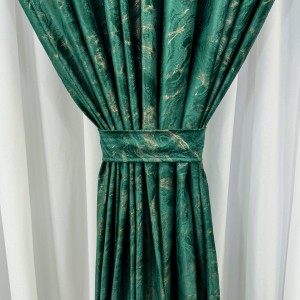 Draperie Catifea MYKONOS cu valuri rafinate aurii, Verde Smarald - V7, 140cm latime x 260cm inaltime, cu tiv lat pt bara