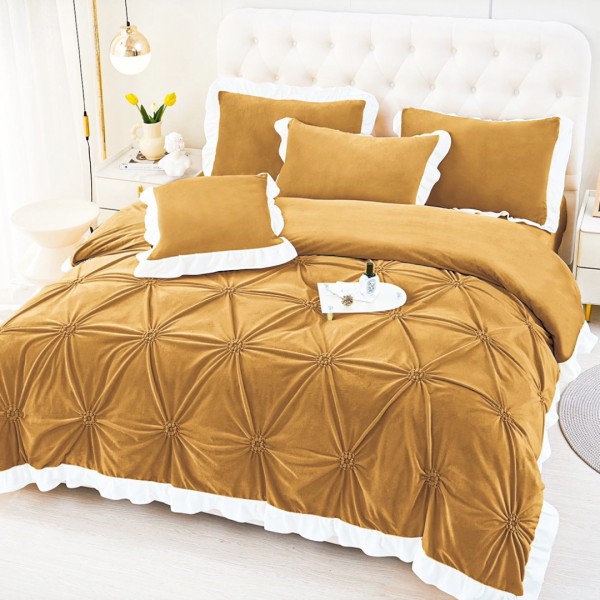 Lenjerie de pat Luxury Catifea Cocolino, cu pliuri brodate si volanase, mustar [1]