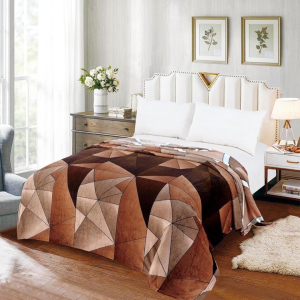 Patura pufoasa cocolino 200x230cm, 240g/mp, Maro, forme geometrice [1]
