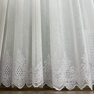 Perdea Aura din IN Brodat, Alb, 140cm latime x 260cm inaltime, cu rejansa pt bara Perdea Aura din IN Brodat, Alb, 140cm latime x 260cm inaltime, cu rejansa pt bara