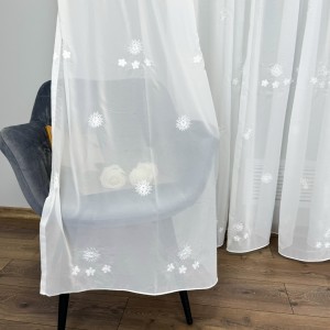 Perdea Crina din Voal Brodat - 600cm x 245cm ,Rejansa pt bara , model cu flori, Alb