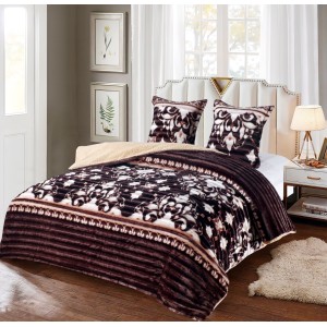 Pilota CoCoLiNo Frizzy cu blanita, matlasata, 200x230cm, cu fete de perna 60x60cm, Crem, Maro, model floral Pilota CoCoLiNo Frizzy cu blanita, matlasata, 200x230cm, cu fete de perna 60x60cm, Crem, Maro, model floral