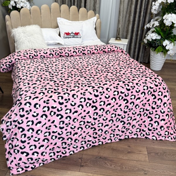 Patura CoCoLiNo, 195x210cm, Roz, animal print [1]