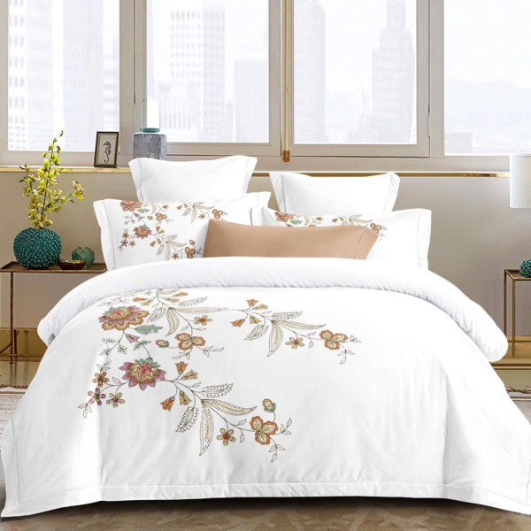 Lenjerie pat dublu, Primăvara,  FINET, Cearsaf cu Elastic 180x200cm, 4 piese, Alb, Bej, model elegant cu flori - Lux Absolut, Delicatețe și Eleganță Desăvârșită [1]