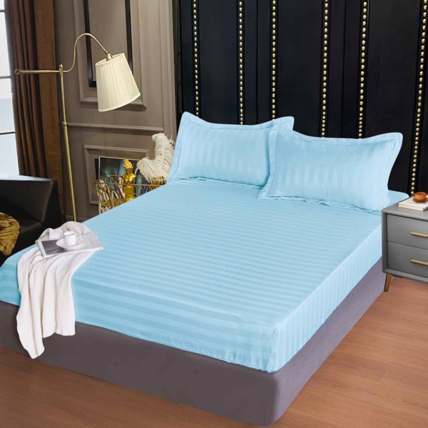 Cearsaf cu Elastic 160x200 cm – Damasc Finetat, 70% Bumbac, 2 Fete de Perna 55x80 cm, Bleu – Confort Premium si Fixare Perfecta [1]