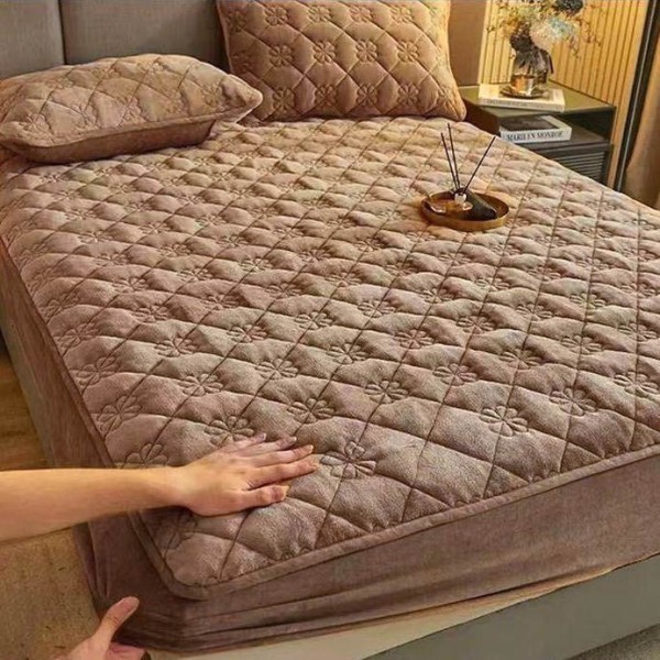 Husã matlasatã tip topper din catifea, 160x200cm + 2 fete de perna 50x70cm, cappuccino [1]