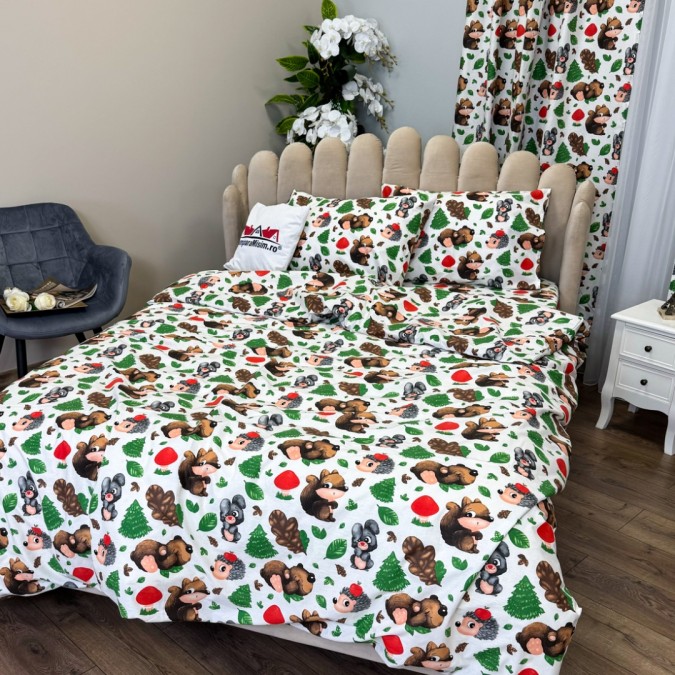 Set Lenjerie Pat Dublu Crăciun 4 Piese + 2 Draperii 150x235cm din Bumbac Ranforsat – Confort și Eleganță, Fabricat în România, Alb, Verde, Maro, Verde, veverite