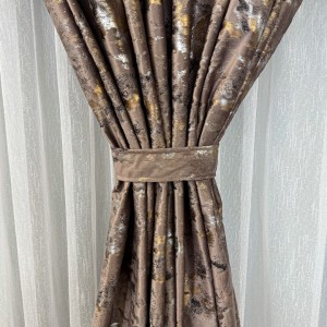 Draperie Catifea Nikko cu insertii aurii, Roz prafuit, 140cm latime x 260cm inaltime, cu tiv lat pt bara