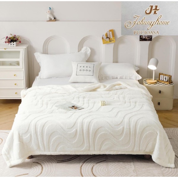 Pătură Super Soft Cocolino cu Blăniță, 200x230 cm – Eleganță și Căldură cu Model 3D în Relief, Valuri Elegante, Alb [1]