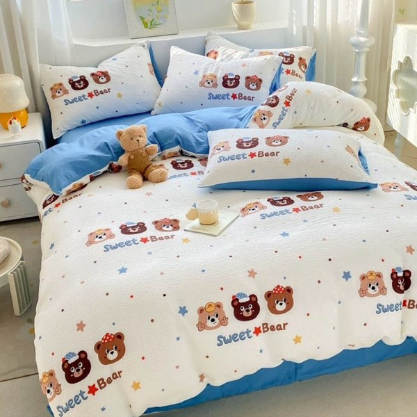 Lenjerie pat 140x200cm,  Soft Touch CREPONAT DELUXE, 4 piese, cu ELASTIC, Albastru, ursuleti, stelute [1]