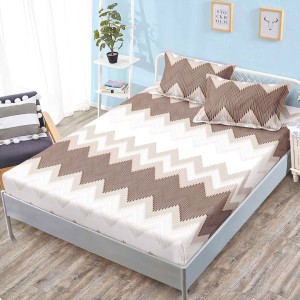 Cearsaf cu elastic, FINET, 160x200cm, 2 fete de perne 50x70cm, Bej, Maro, Zig-Zag – confort si eleganta pentru patul tau