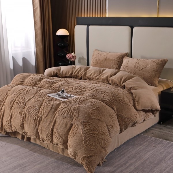 Lenjerie de Pat Dublu, Cocolino Ultra Pufoasă, 4 piese, cu Fluturi 3D – Somn Regal în Confort Absolut, Bej Inchis , fluturi [1]
