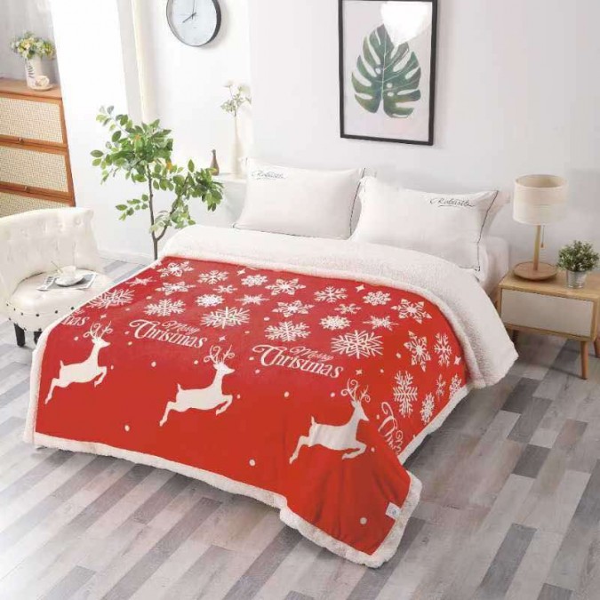 Patura pufoasa cocolino cu BLANITA 200x230cm Craciun Rosu Alb Merry Christmas reni fulgi de nea