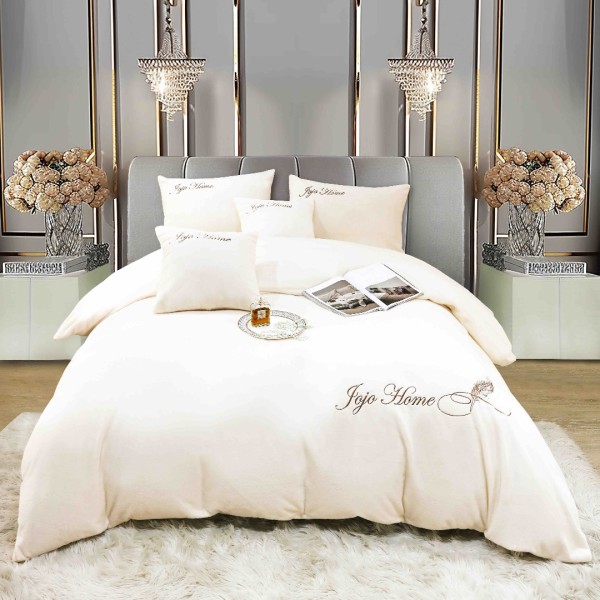 Lenjerie de pat, Soft Touch, Jojo Home, cu Blăniță Short Hair, Rabbit, 200x230 cm, 6 piese, Alb [1]