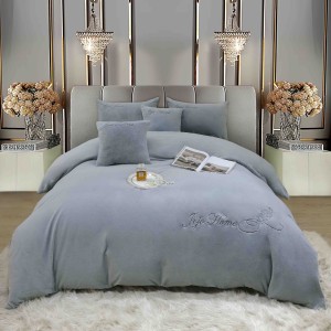 Lenjerie de pat, Soft Touch, Jojo Home, cu Blăniță Short Hair, Rabbit, 200x230 cm, 6 piese, Gri deschis Lenjerie de pat, Soft Touch, Jojo Home, cu Blăniță Short Hair, Rabbit, 200x230 cm, 6 piese, Gri deschis