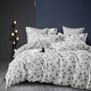 Lenjerie pat dublu,  FINET, 6 piese, Jojo Home, Gri, triunghiuri Lenjerie pat dublu,  FINET, 6 piese, Jojo Home, Gri, triunghiuri