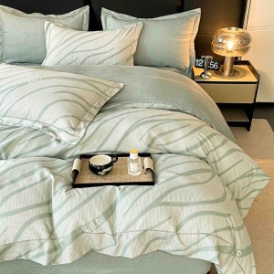 Lenjerie pat dublu, FINET DeLuxe, 6 piese, cu ELASTIC, Jojo Home, Cutie Eleganta, Gri Verzui, Animal Print Lenjerie pat dublu, FINET DeLuxe, 6 piese, cu ELASTIC, Jojo Home, Cutie Eleganta, Gri Verzui, Animal Print