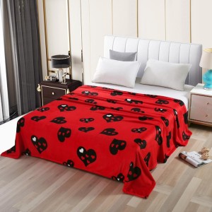 Patura pufoasa cocolino 200x230cm, 240g/mp, Rosu, Inimioare Patura pufoasa cocolino 200x230cm, 240g/mp, Rosu, Inimioare