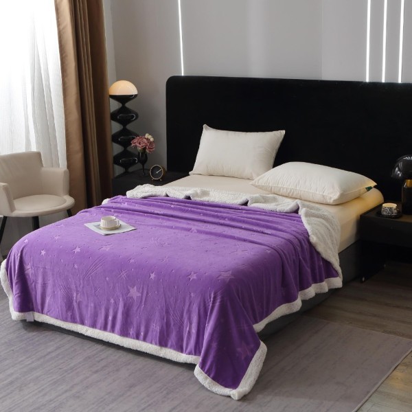 Pătură Super Soft Cocolino cu Blăniță, 200x230 cm – Eleganță și Căldură cu Model Sculptat cu Ploaie de Stele, Mov [1]