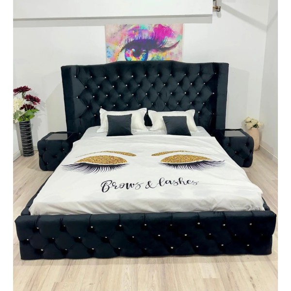 Pat Matrimonial, cu Lada de Depozitare, pentru saltea de 160x200cm, Tapițat în Stil Chesterfield, Negru cu Nasturi de Sticlă și 2 Noptiere - model DIVANYS - cu somiera rabatabilă [1]