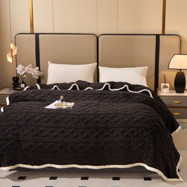 Pătură Premium, 200x230cm, CoCoLiNo, Grofată, cu Model 3D Tip Tricotaj și Bordură din Blăniță Contrastantă – Eleganță și Căldură Absolută, Negru [1]