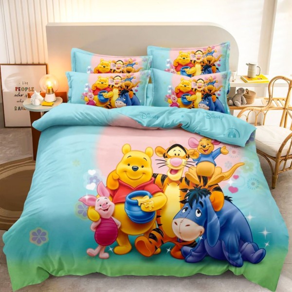 Lenjerie pat dublu (140x200cm, 160x200cm, 180x200cm), FINET, 6 piese, IDENTICA CU POZA, Bleu, Multicolor, Pooh Family [1]