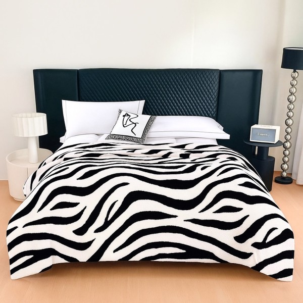   Pătură Cocolino Groasa, 200x230 cm, Zebra, Alb [1]