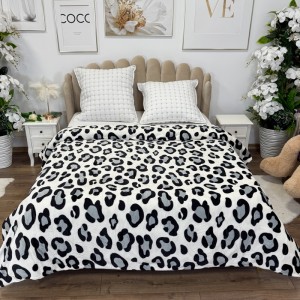Patura pufoasa cocolino 200x230cm, 240g/mp, Alb, Gri, Animal Print