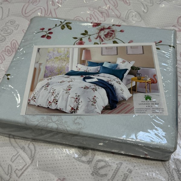 OUTLET-Resigilat - Lenjerie 4 piese satinata [1]