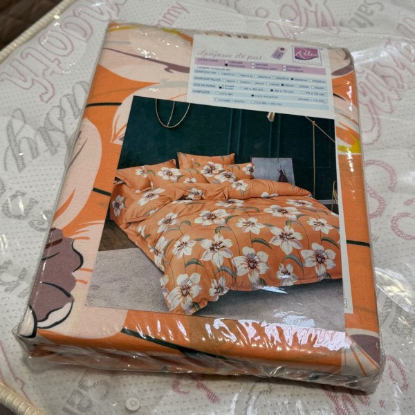 OUTLET-Resigilat - Lenjerie 4 piese satinata [1]