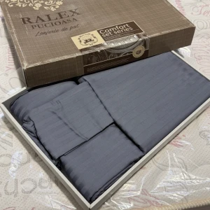 OUTLET-Resigilat - Lenjerie 4 piese damasc OUTLET-Resigilat - Lenjerie 4 piese damasc