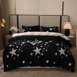 Lenjerie pat dublu, Super Pufoasa COCOLINO, 4 piese, Negru, Gri, Stelute Lenjerie pat dublu, Super Pufoasa COCOLINO, 4 piese, Negru, Gri, Stelute