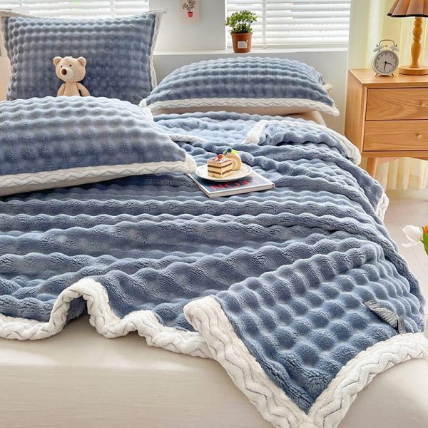 Patura Premium, Blanita Artificiala Fina, 200x230cm + 2 Fete de Perna 52x78cm, Gri Albastrui [1]