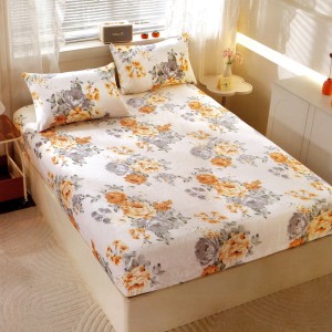 Cearsaf cu Elastic Cocolino 180x200cm si 2 fete de perna 50x70cm, Crem, Flori Cearsaf cu Elastic Cocolino 180x200cm si 2 fete de perna 50x70cm, Crem, Flori