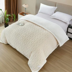 Patura Cocolino cu Blanita Sherpa si Fermoar, 200x230cm, model cu Tricotaj 3D, Ivoire   Patura Cocolino cu Blanita Sherpa si Fermoar, 200x230cm, model cu Tricotaj 3D, Ivoire