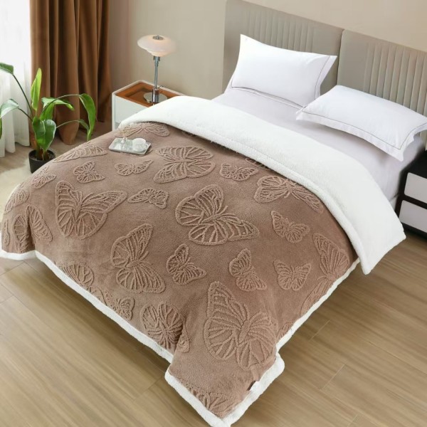   Pătură Cocolino cu Fluturi 3D cu Blăniță Sherpa, 200x230 cm – Confort și Eleganță de la Johny Home Pucioasa, Maroniu [1]