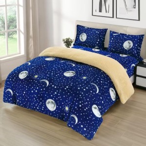 Lenjerie pat dublu cu Elastic, Super Pufoasa COCOLINO cu BLANITA, 4 piese, Albastru, Luna si Stele