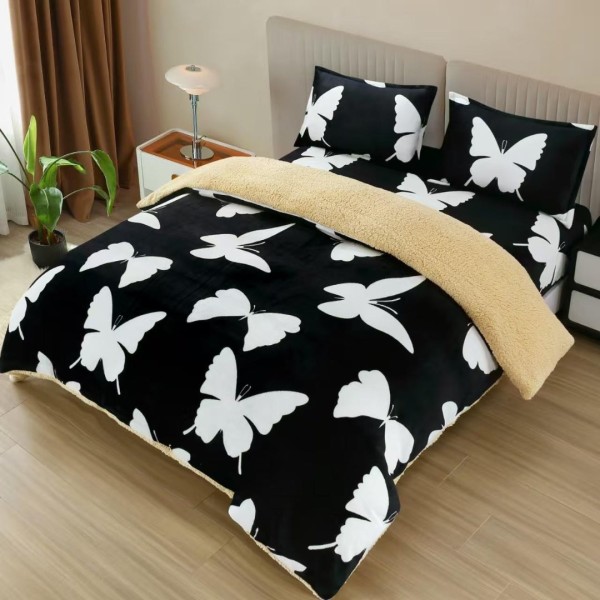 Lenjerie pat dublu, Super Pufoasa COCOLINO cu BLANITA, 4 piese, Negru, Fluturi [1]