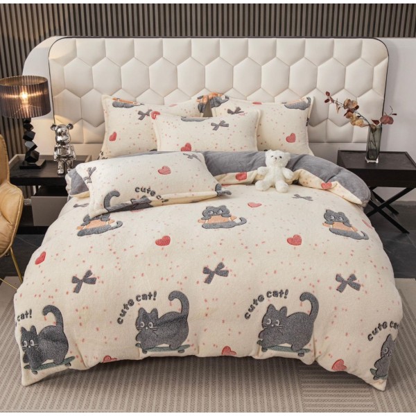 Lenjerie pat dublu, Super Pufoasa COCOLINO,cu ELASTIC, 4 piese, Jojo Home, Crem, pisicute [1]