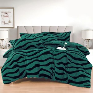 Lenjerie pat dublu, Super Pufoasa COCOLINO Sherpa, cu ELASTIC, 4 piese, Verde, Zebra Print Lenjerie pat dublu, Super Pufoasa COCOLINO Sherpa, cu ELASTIC, 4 piese, Verde, Zebra Print