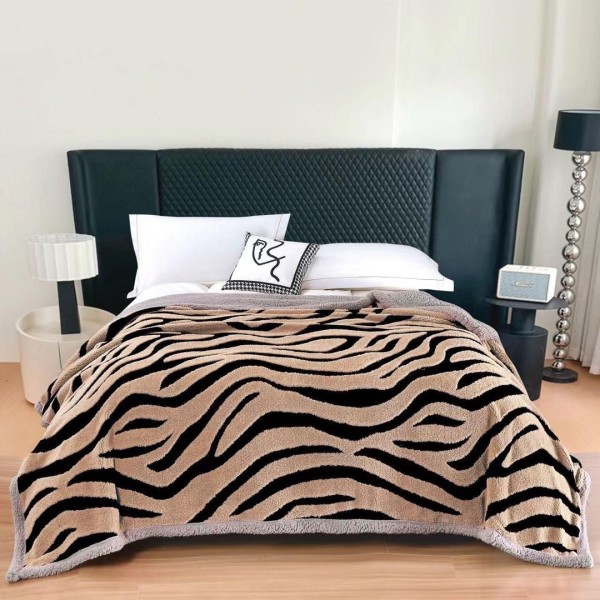   Pătură Cocolino Groasa cu Blăniță Sherpa, 200x230 cm, Zebra, Bej deschis [1]