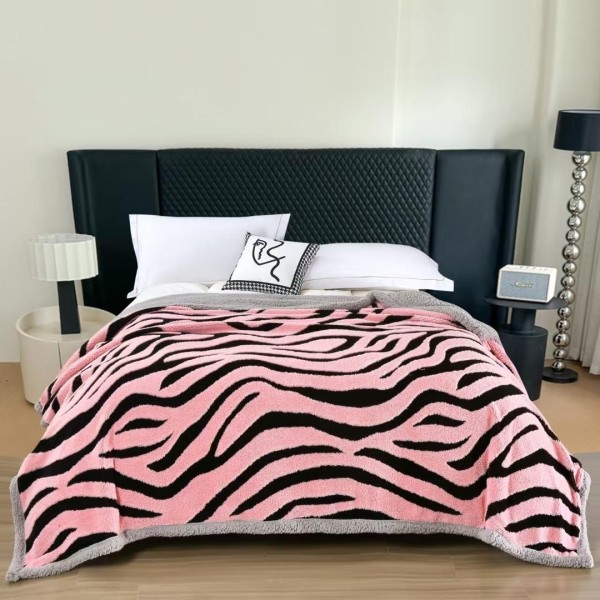   Pătură Cocolino Groasa cu Blăniță Sherpa, 200x230 cm, Zebra, Roz deschis [1]
