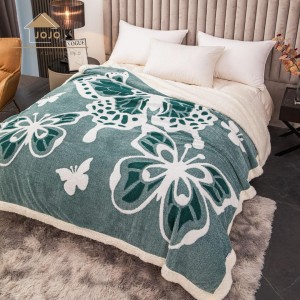 Patura CoCoLiNo cu blanita, 200x230cm, Jojo Home, Verde, Alb, Fluture Patura CoCoLiNo cu blanita, 200x230cm, Jojo Home, Verde, Alb, Fluture