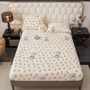 Cearsaf CoCoLiNo, JoJo Home, cu Elastic, 180x200x25cm, 2 fete de perne, 50x70cm, Crem, Galben, Floricele Cearsaf CoCoLiNo, JoJo Home, cu Elastic, 180x200x25cm, 2 fete de perne, 50x70cm, Crem, Galben, Floricele