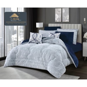 Lenjerie de pat cu Pilota Inclusa, Jojo Home, Cearceaf cu Elastic, 6 Piese, Blană de Iepure Artificială si Catifea, Alb cu Bleumarin Lenjerie de pat cu Pilota Inclusa, Jojo Home, Cearceaf cu Elastic, 6 Piese, Blană de Iepure Artificială si Catifea, Alb cu Bleumarin