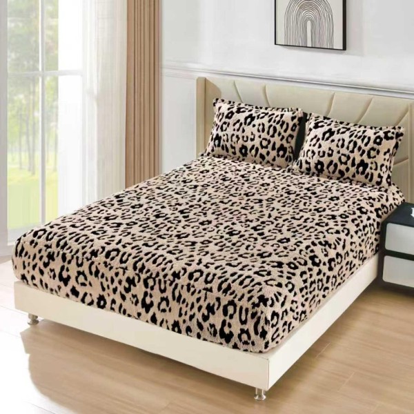 Cearsaf cu Elastic, Cocolino Sherpa Touch, 180x200cm si 2 fete de perna 50x70cm, Model Leopard, Bej [1]