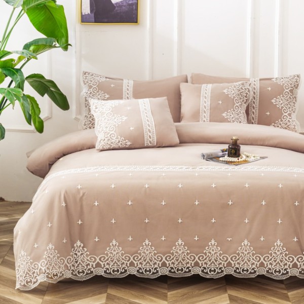 Lenjerie pat dublu,  Fin cu Dantela si Broderie Rafinata, CEARSAF CU ELASTIC, 6 piese, Bej [1]